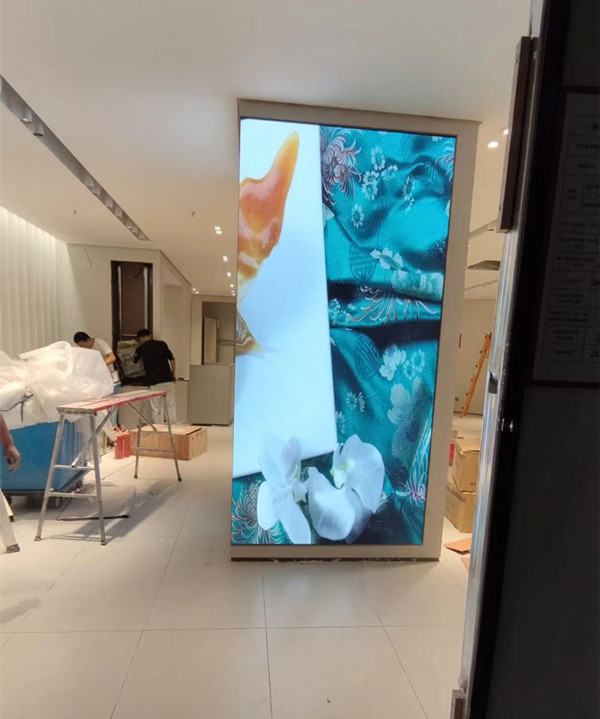 辽宁商场门店转角LED显示屏